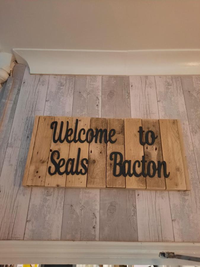 Seals Bacton Hotel Exterior photo